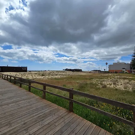 Monte Treasure - Beach, Wifi, Pool, Parking Appartement