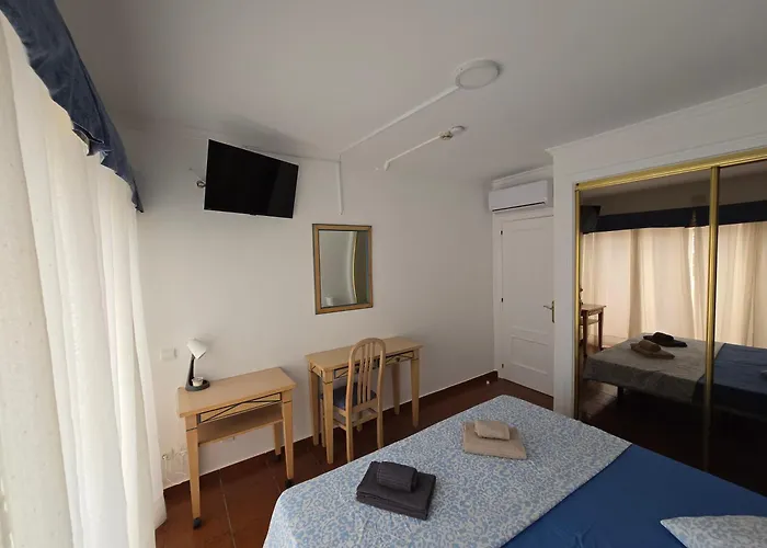 Monte Treasure - Beach, Wifi, Pool, Parking *