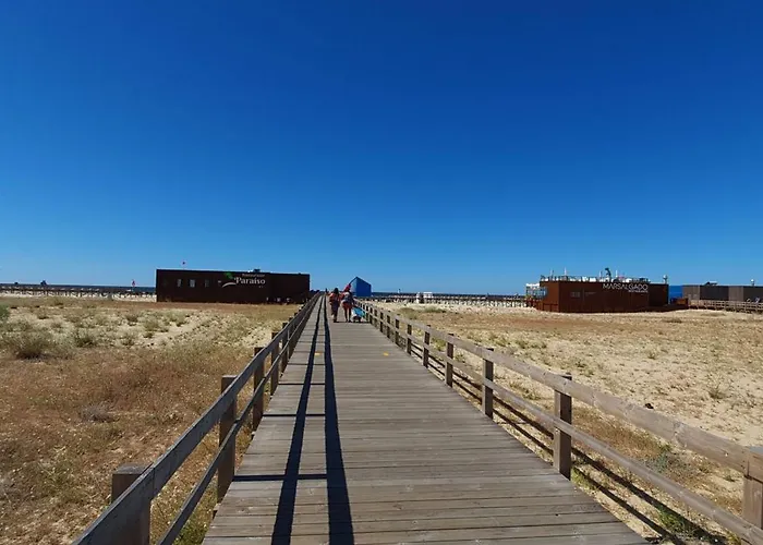 Monte Treasure - Beach, Wifi, Pool, Parking