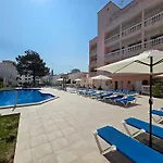 Apartamento Monte Treasure - Beach, Wifi, Pool, Parking *