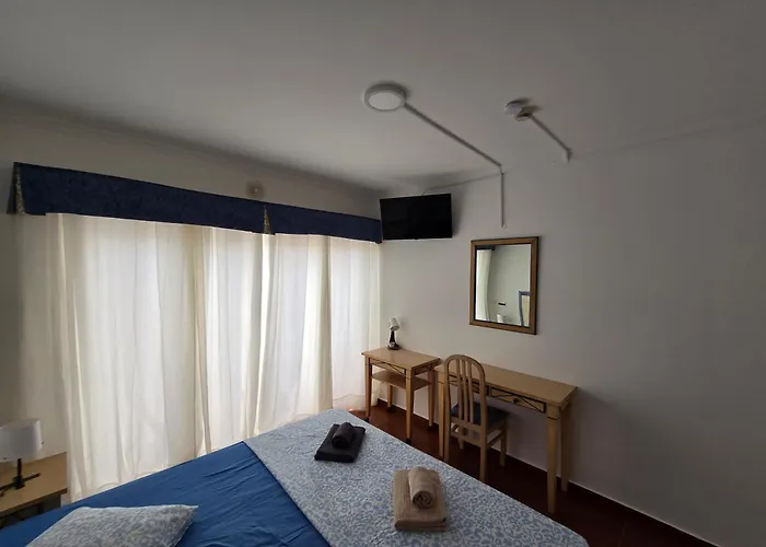 Monte Treasure - Beach, Wifi, Pool, Parking