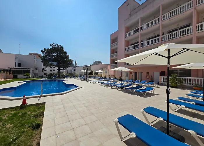 شقة Monte Treasure - Beach, Wifi, Pool, Parking *